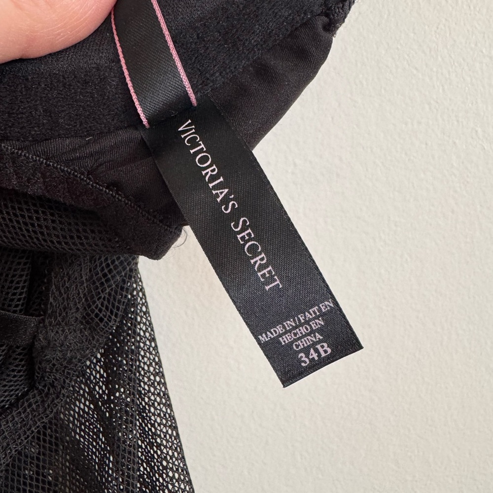 Victoria Secret Black Polka Dot Ruffled Lingerie - Picture 5 of 5